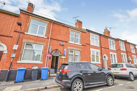 2 bedroom terraced house to rent, Longford Street, Derby