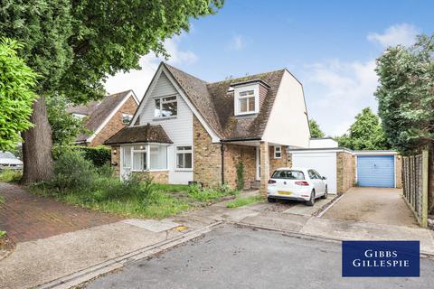 4 bedroom detached house to rent, White House Close, Chalfont St. Peter