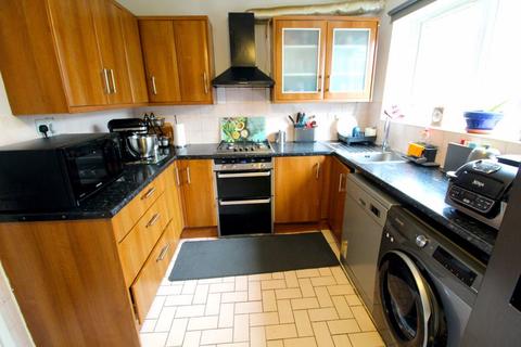3 bedroom end of terrace house for sale, Taunton Walk, Horfield