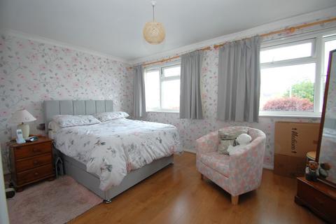 3 bedroom semi-detached house for sale, Coriander Road, Tiptree