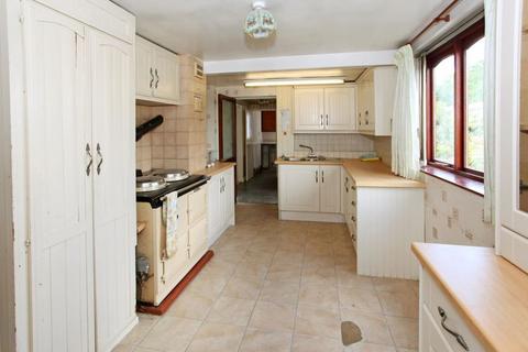 4 bedroom detached bungalow for sale, Shrewsbury Road, Cressage