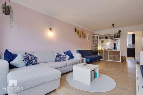 21 Barrowgate Way, Bournemouth, BH8 0HD