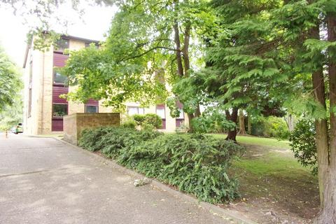 Ground floor flat for sale, Auckland Road, London SE19 2DF
