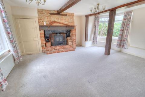 4 bedroom character property for sale, The Common, High Wycombe HP14