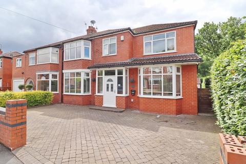 4 bedroom semi-detached house for sale, Kingsway, Manchester M28
