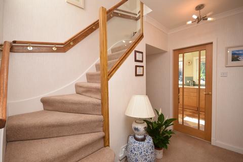 41 St. Marys Drive, Perth, PH2 7BY
