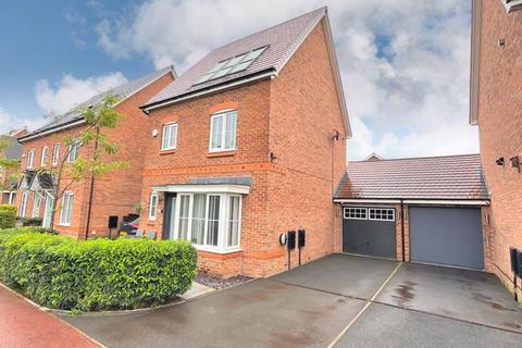 4 bedroom detached house for sale, Malkins Wood Lane, Manchester M28