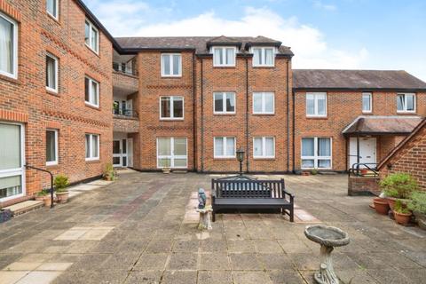2 bedroom retirement property for sale, St. Swithun Street, Winchester SO23