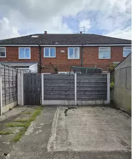 3 bedroom terraced house to rent, Wigan Road, Leigh