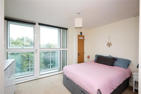 1 bedroom apartment for sale, Corrigan Court, London, W5