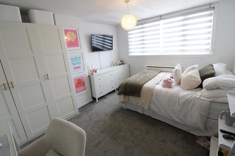 19 Wheathead Drive, Keighley, BD22 6LH