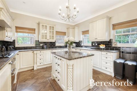 8 Hanover Place, Warley, Brentwood, CM14 5WE