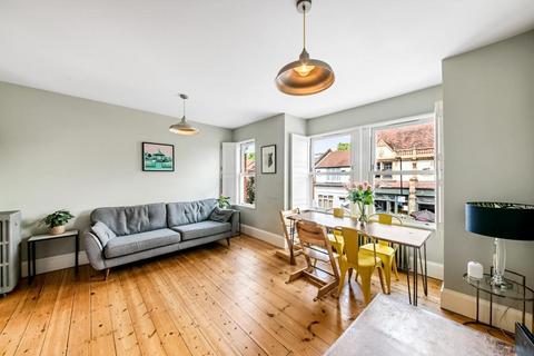 150 Oaklands Road, London, W7 1HS