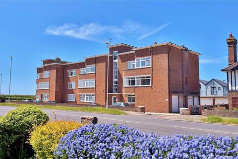 3 bedroom flat for sale, Gloucester Court, Worthing BN11