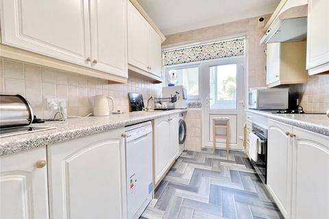 3 bedroom flat for sale, Gloucester Court, Worthing BN11
