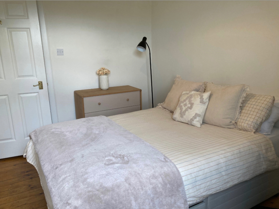Apartment in Edinburgh - More