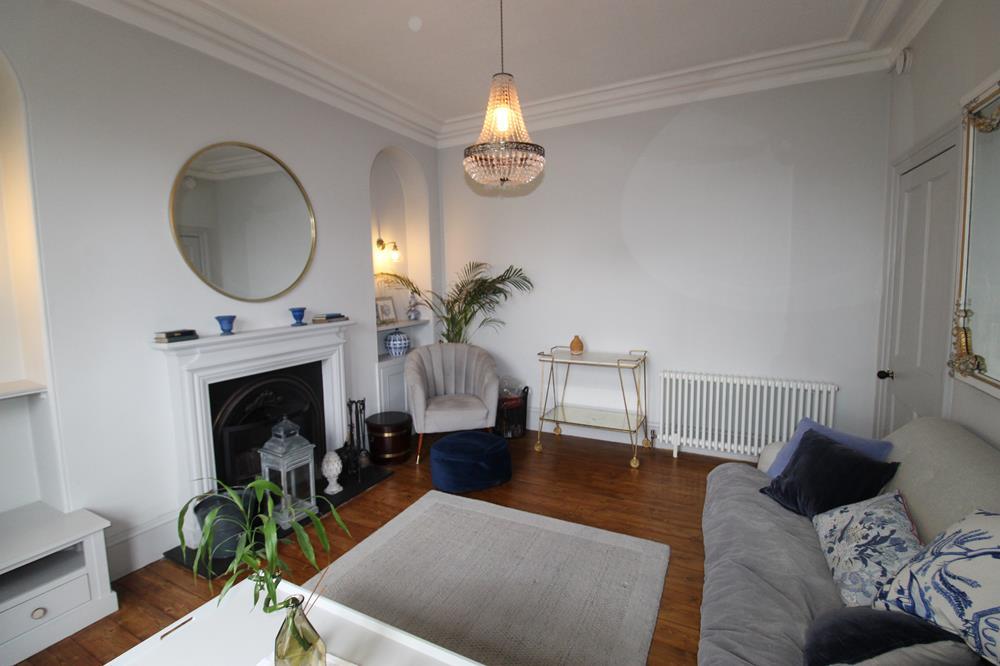 Living room 1