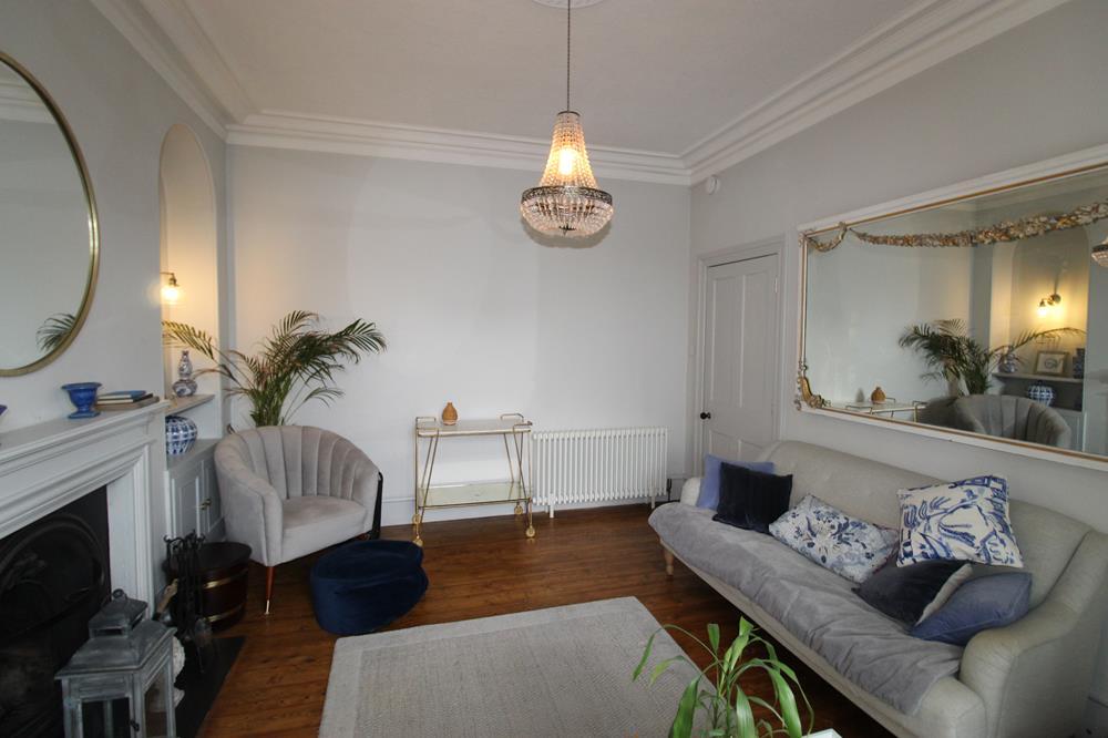 Living room 2