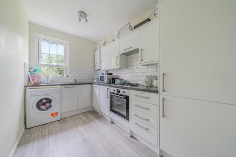 2 bedroom apartment for sale, Mays Hill Road, Bromley, Kent