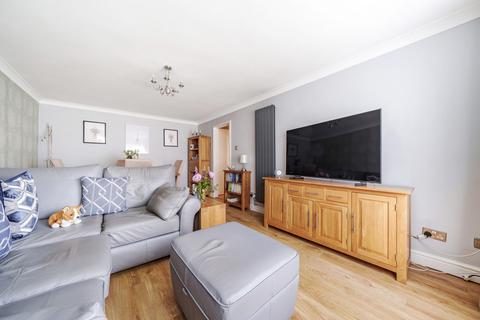 2 bedroom apartment for sale, Avenue Road, Erith