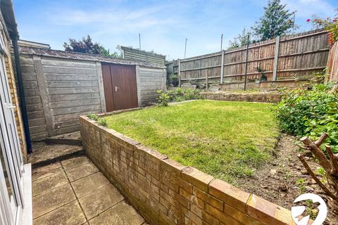 8 Hever Croft, Rochester, ME2 2NN