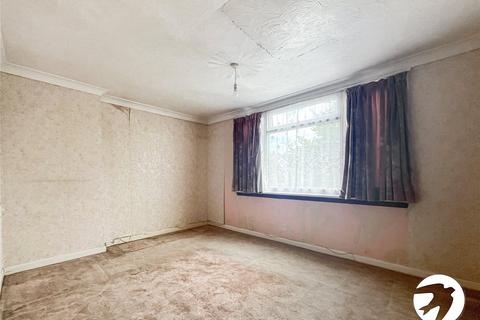 8 Hever Croft, Rochester, ME2 2NN