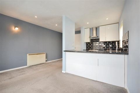 1 bedroom flat for sale, The Larches, Milford Close, St. Albans