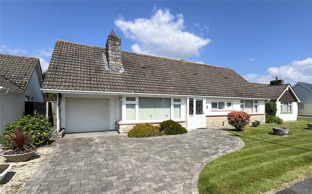 Greenways, Highcliffe, Christchurch... 3 bed bungalow for sale £675,000
