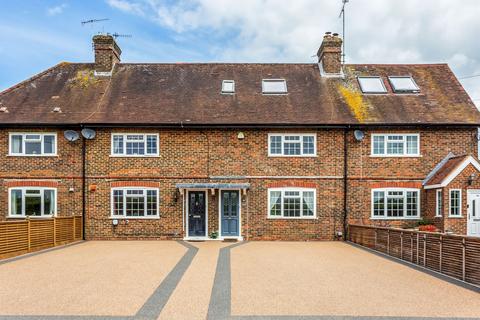 3 bedroom terraced house for sale, Lingfield Road, Edenbridge