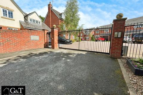 4 bedroom detached house for sale, Oaklands, Wombourne, Wolverhampton