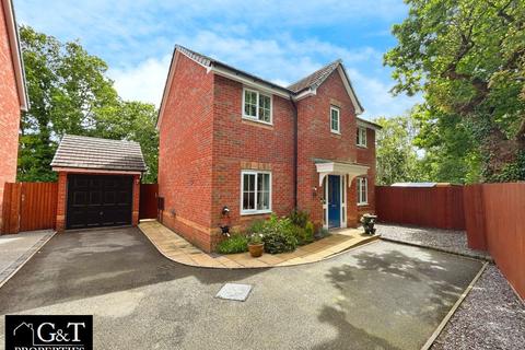 4 bedroom detached house for sale, Oaklands, Wombourne, Wolverhampton