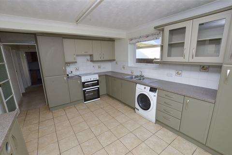 14 Compton Crescent, West Moors, Ferndown, BH22 0BZ