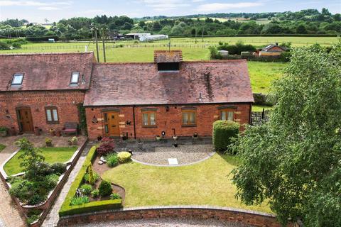 2 bedroom barn conversion for sale, Whittington, Kinver