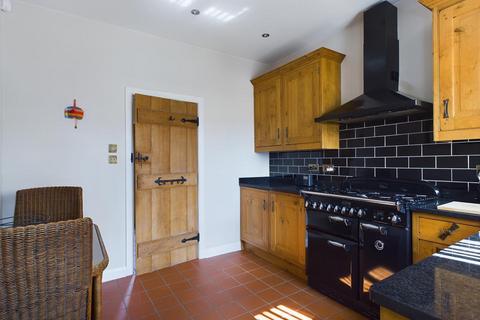 2 bedroom barn conversion for sale, Whittington, Kinver