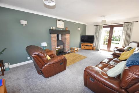 4 bedroom detached house for sale, Trevince Parc, Carharrack, Redruth