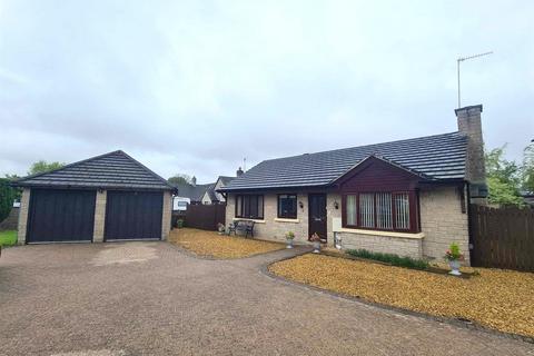 3 bedroom detached bungalow for sale, 11 Hamps Valley Road, Waterhouses