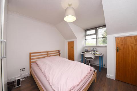 3 bedroom terraced house for sale, Swan Drive, Colindale