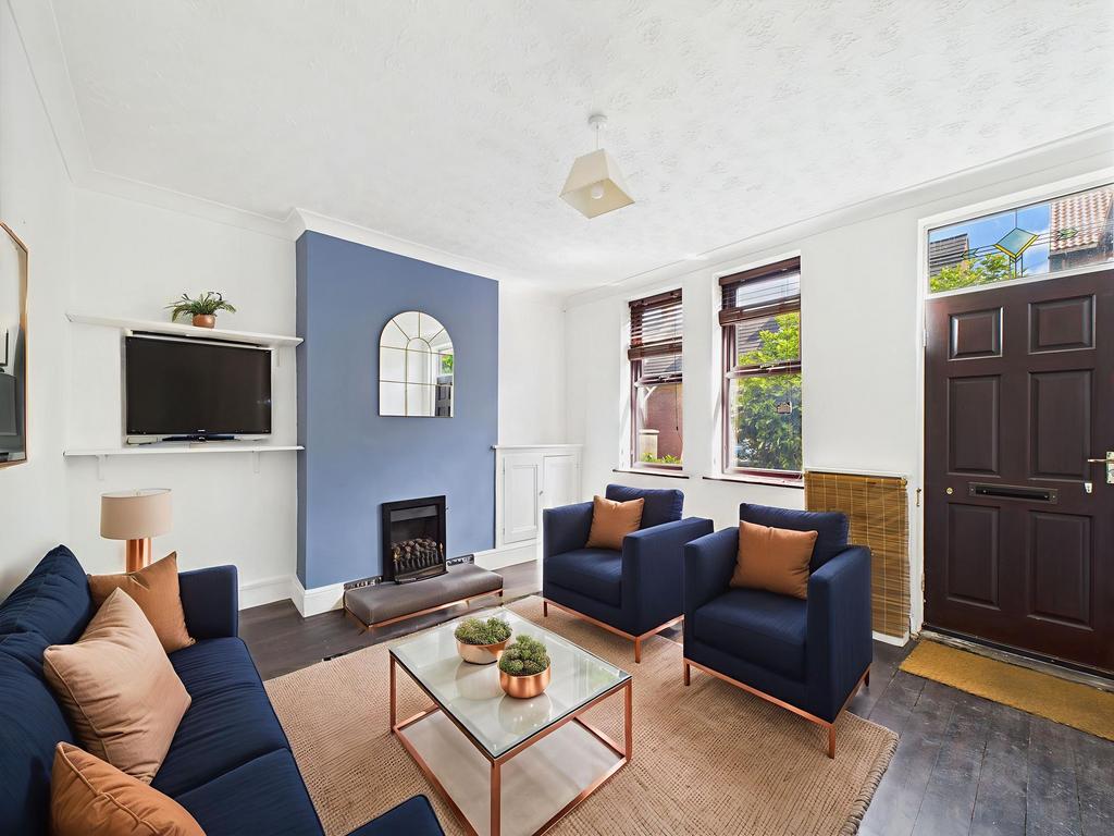 Lounge (Virtually furnished)