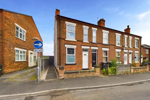 2 bedroom end of terrace house for sale, Chesterfield Street, Nottingham NG4