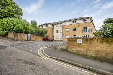 2 bedroom flat for sale, Gateway Court, Bricket Wood, St. Albans