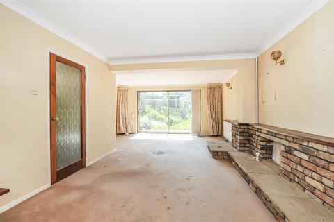 17 Brackendene, Bricket Wood, St Albans, AL2 3SX