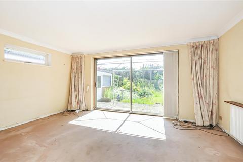 17 Brackendene, Bricket Wood, St Albans, AL2 3SX