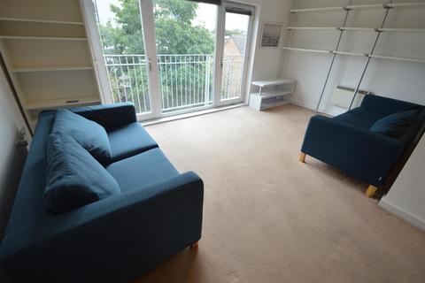 2 bedroom flat to rent, Ellis Street, Manchester M15