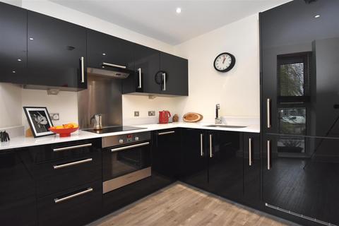 undefined, Aylesbury House, Hatton Road, Wembley, HA0