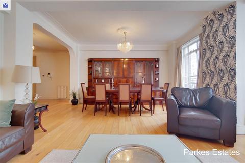 4 bedroom apartment to rent, Lancaster Gate, London, W2