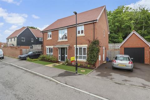 4 bedroom detached house for sale, Millstone Drive, Hailsham