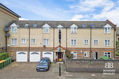 4 Concorde Drive, London, E6 5XL
