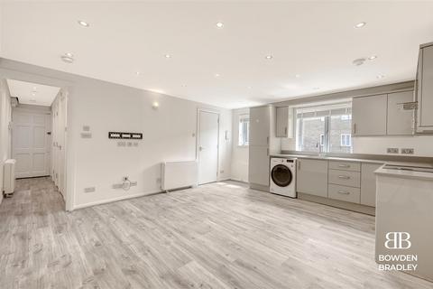 4 Concorde Drive, London, E6 5XL