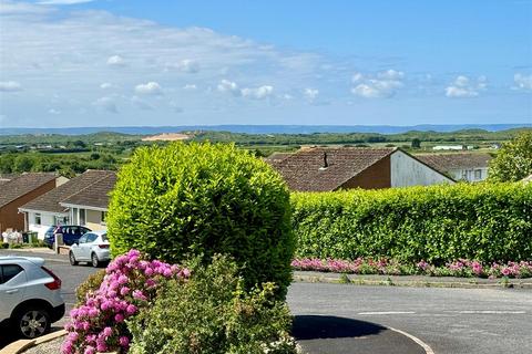 4 bedroom detached bungalow for sale, Shortacombe Drive, Braunton EX33