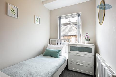 7 Coombe Road, Sheffield, S10 1FF